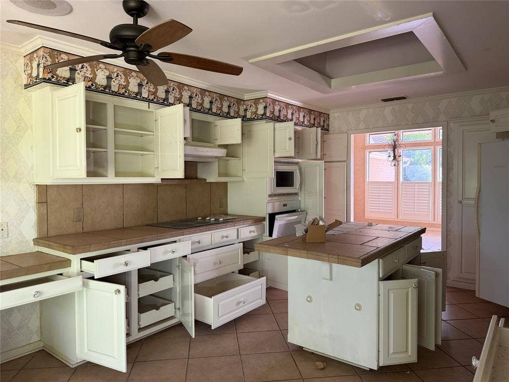 249 N Bay Drive, Bullard, TX 75757 249 N Bay Drive, Bullard, TX 75757