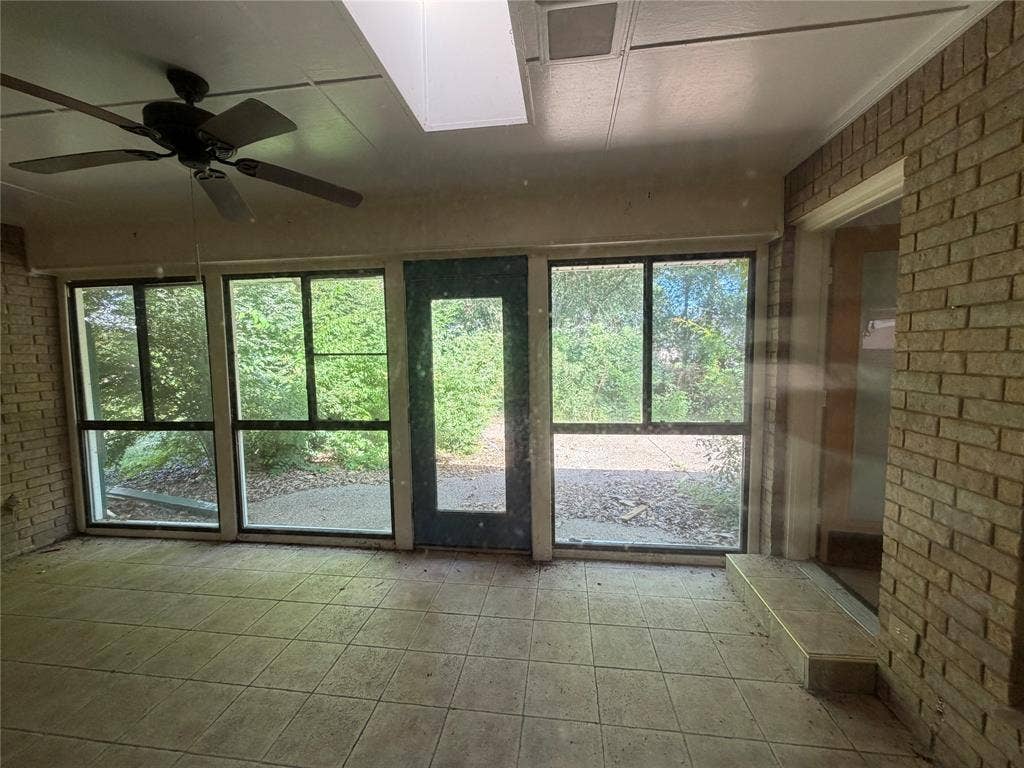 249 N Bay Drive, Bullard, TX 75757 249 N Bay Drive, Bullard, TX 75757