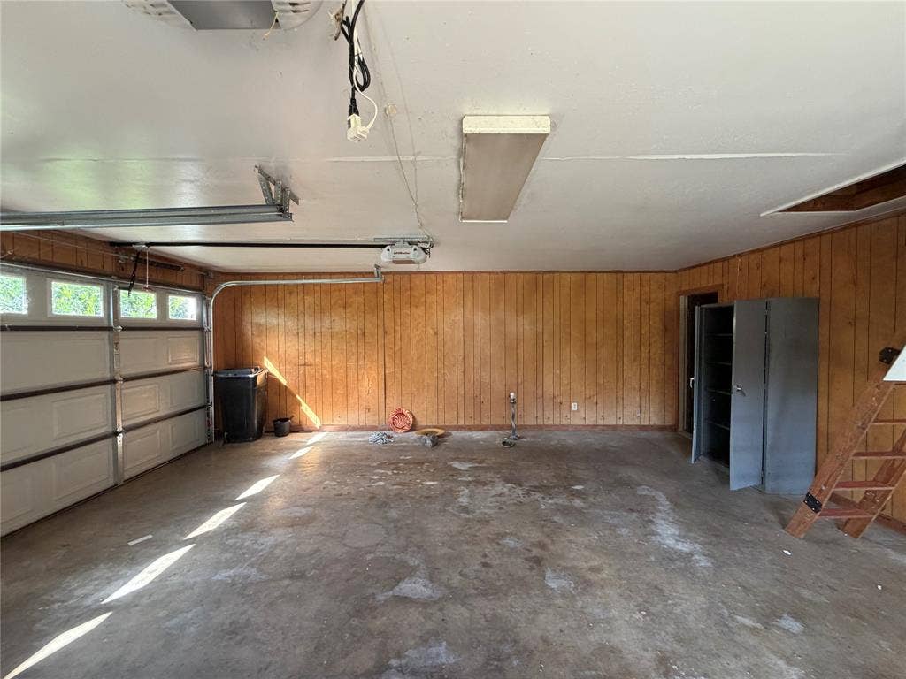 249 N Bay Drive, Bullard, TX 75757 249 N Bay Drive, Bullard, TX 75757