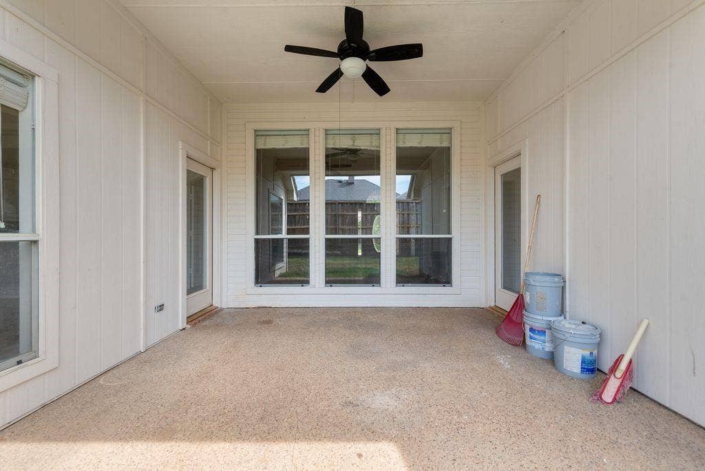 721 Herman Drive, Hurst, TX 76054 721 Herman Drive, Hurst, TX 76054