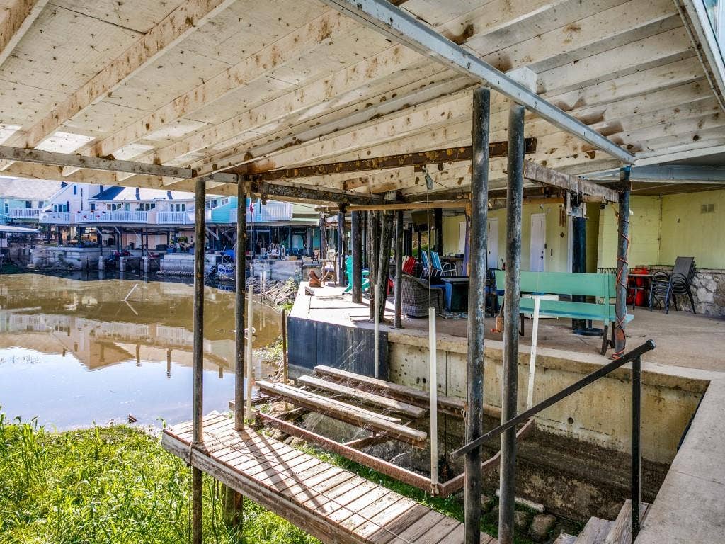 Boat dock area