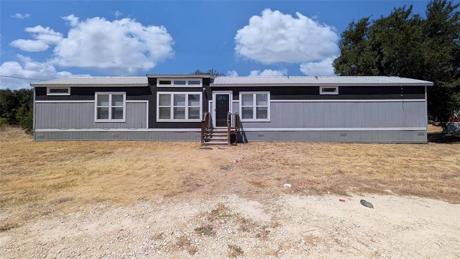 Property photo for 2310 Balboa Court, Granbury, TX