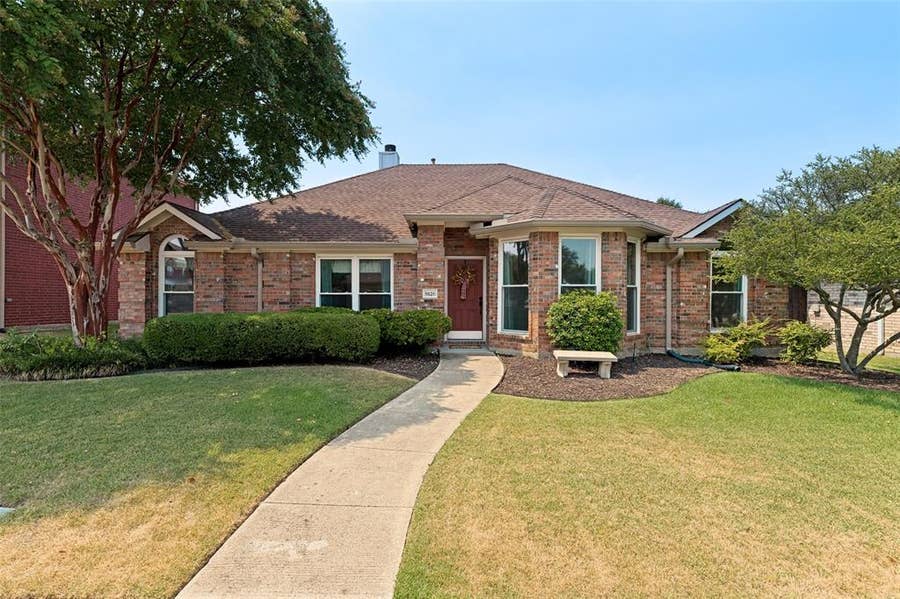 Property photo for 3528 Snapdragon Lane, McKinney, TX
