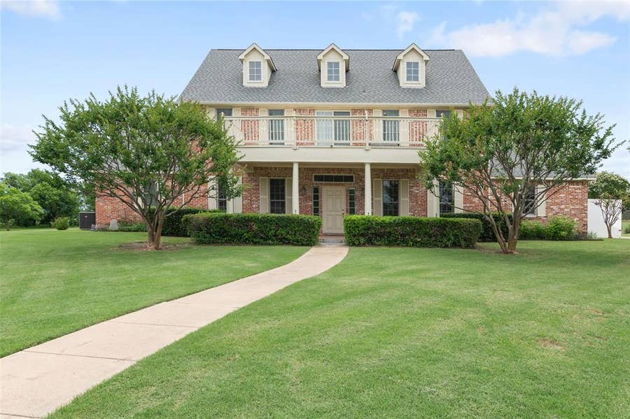 Property photo for 404 High Meadow Lane, Heath, TX