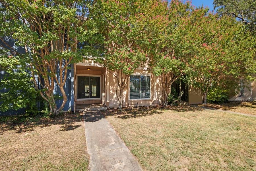 Property photo for 1404 Sombre Vista Drive, Denton, TX