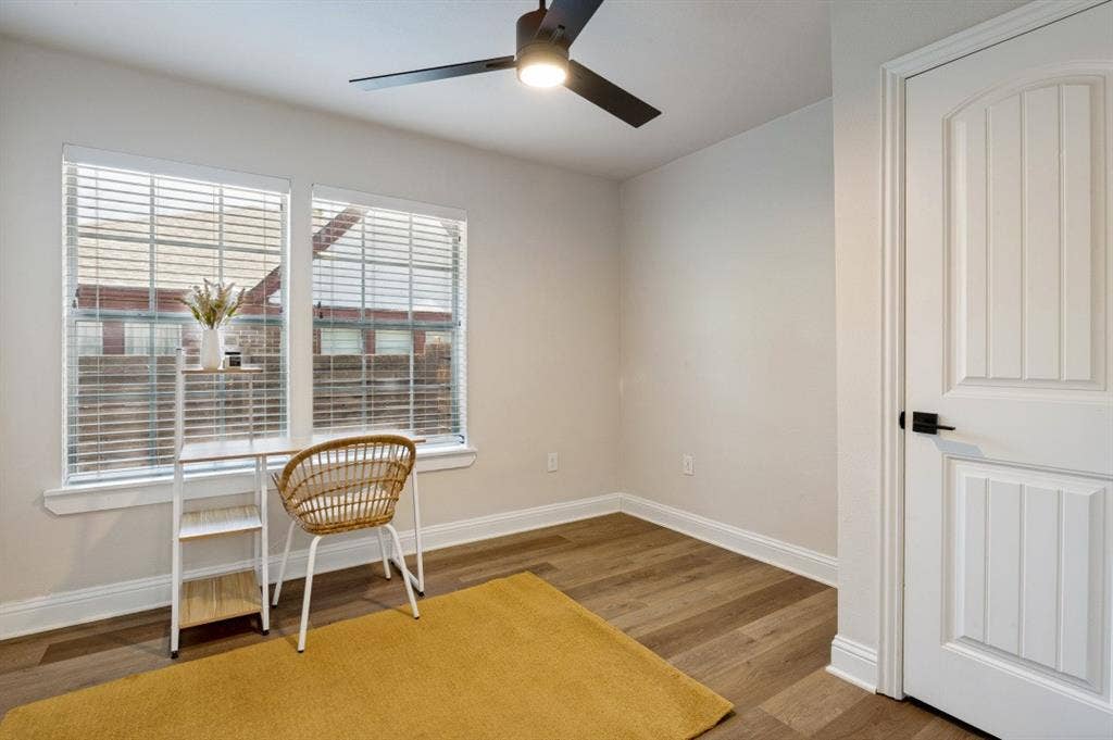 2744 Catherine Street, Dallas, TX 75211 2744 Catherine Street, Dallas, TX 75211