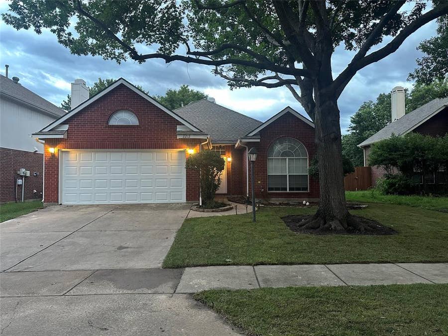 Property photo for 2212 Heatherton Place, Plano, TX