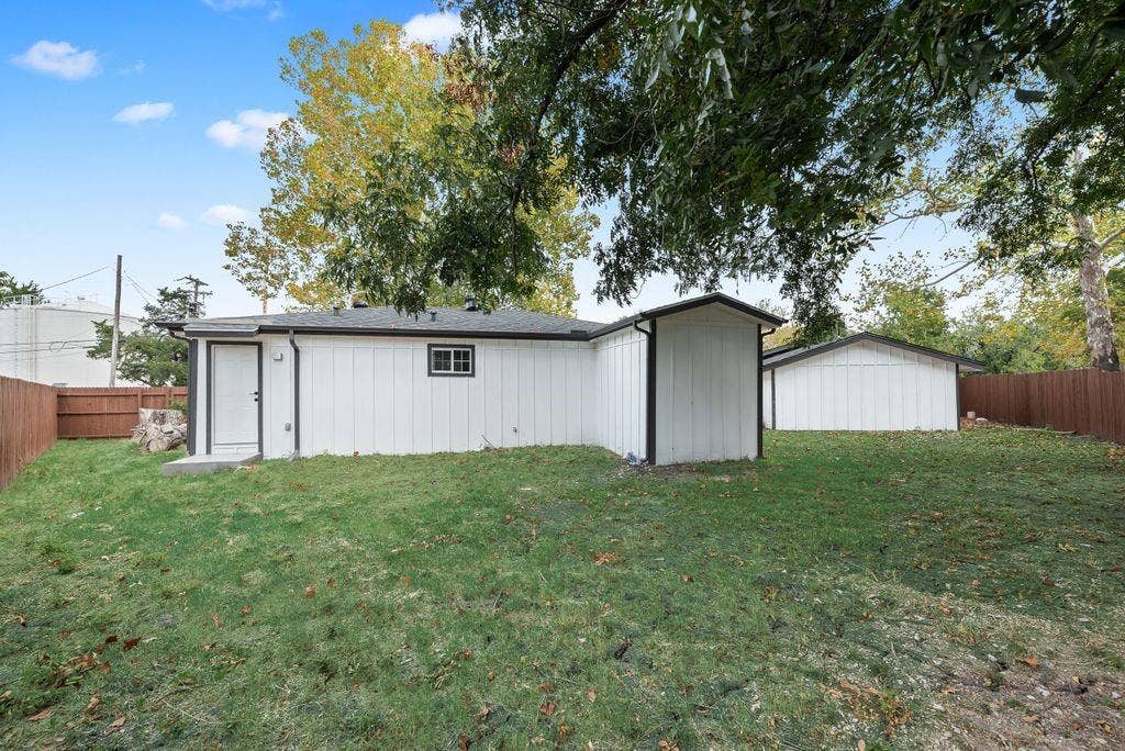 307 N 4th Street, Crandall, TX 75114 307 N 4th Street, Crandall, TX 75114