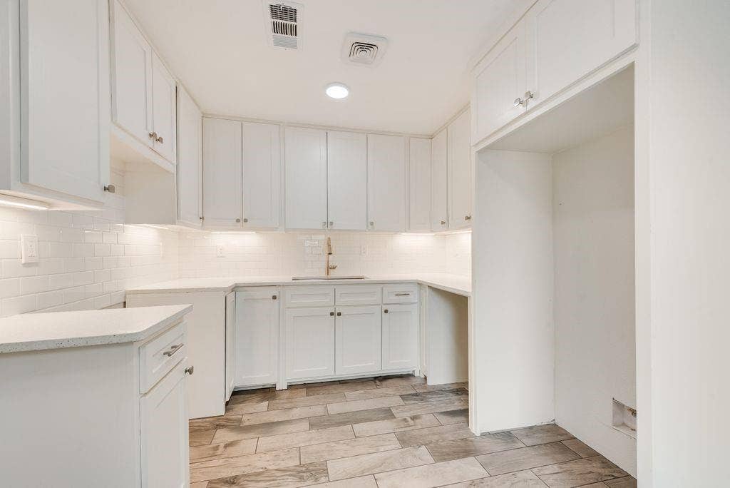 307 N 4th Street, Crandall, TX 75114 307 N 4th Street, Crandall, TX 75114