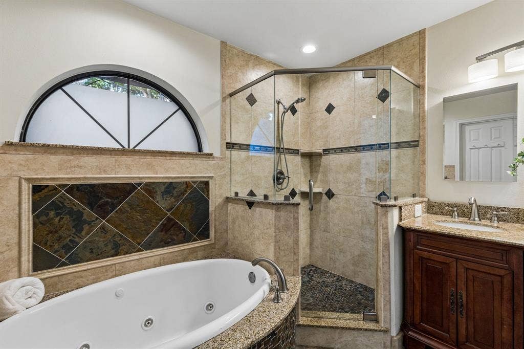 1015 Sandy Creek Drive, Allen, TX 75002 1015 Sandy Creek Drive, Allen, TX 75002