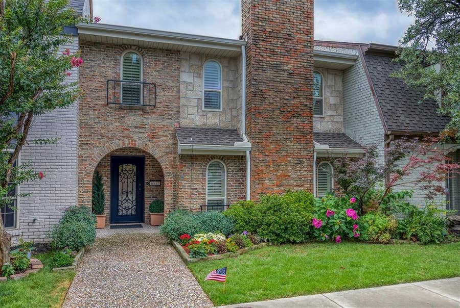 Property photo for 6837 Anglebluff Circle, Dallas, TX