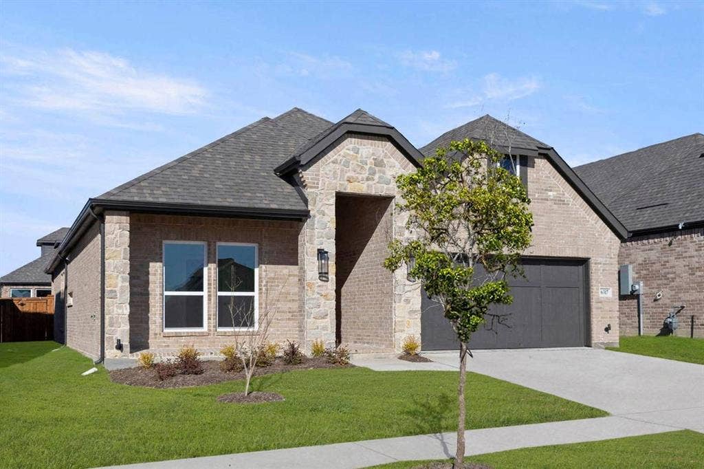 6317 Muller Creek Drive, Celina, TX 75009 6317 Muller Creek Drive, Celina, TX 75009