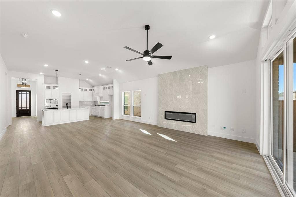 6317 Muller Creek Drive, Celina, TX 75009 6317 Muller Creek Drive, Celina, TX 75009