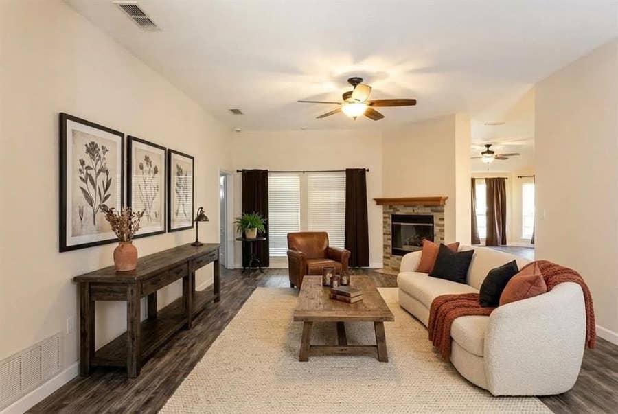 Property photo for 3904 Santa Cruz Street, Granbury, TX