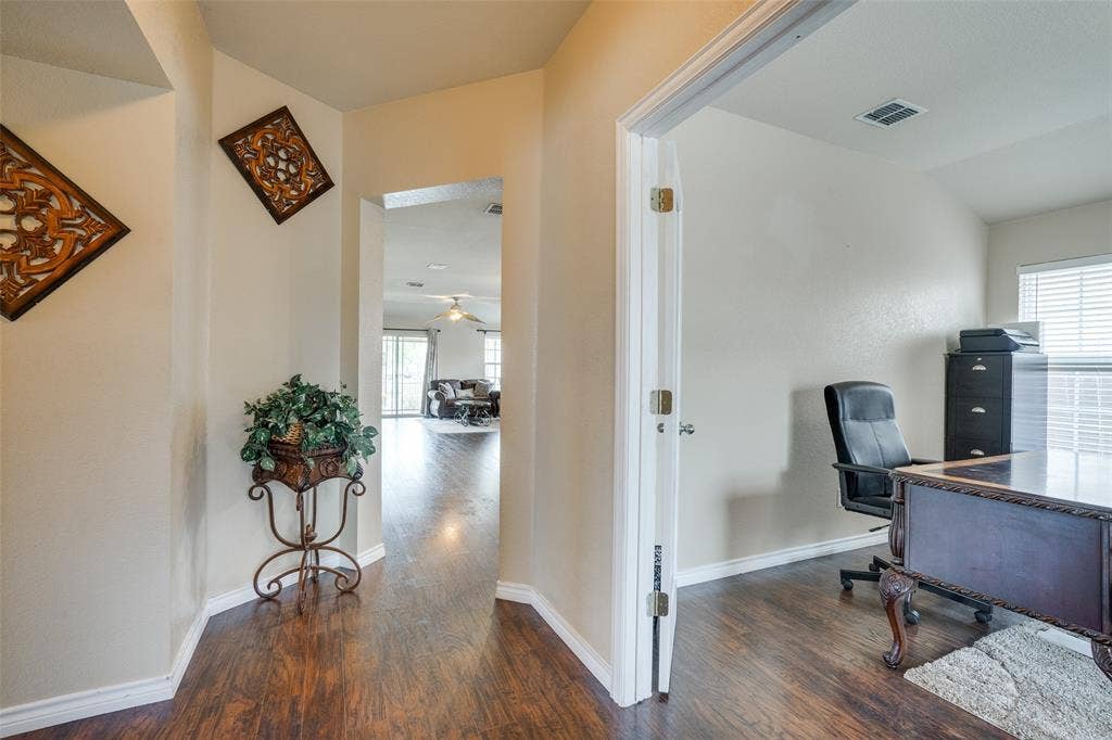 2035 Matagorda Lane, Grand Prairie, TX 75052 2035 Matagorda Lane, Grand Prairie, TX 75052