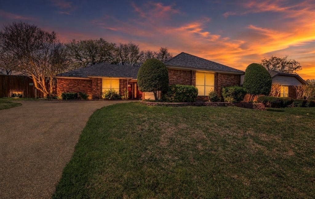 5405 Blue Cove Drive, Garland, TX 75043 5405 Blue Cove Drive, Garland, TX 75043