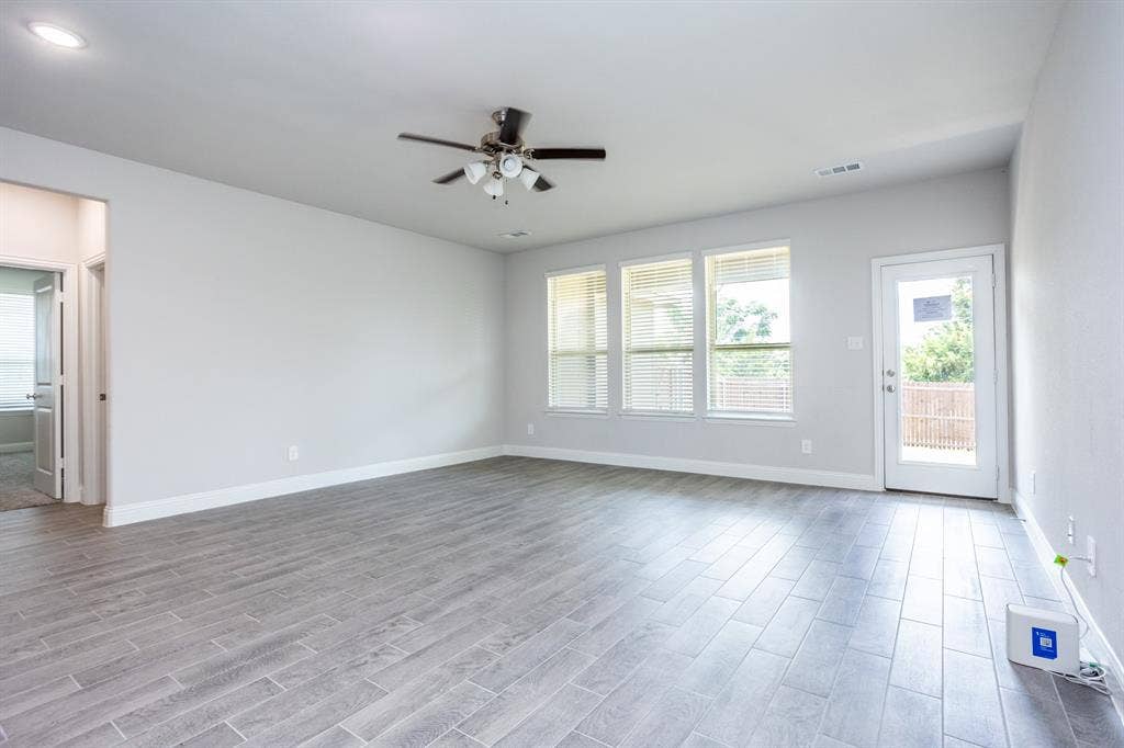 1557 Addison Drive, Lancaster, TX 75134 1557 Addison Drive, Lancaster, TX 75134