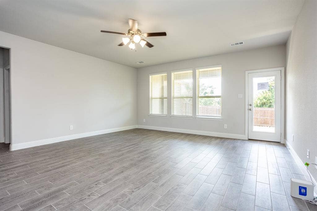 1557 Addison Drive, Lancaster, TX 75134 1557 Addison Drive, Lancaster, TX 75134