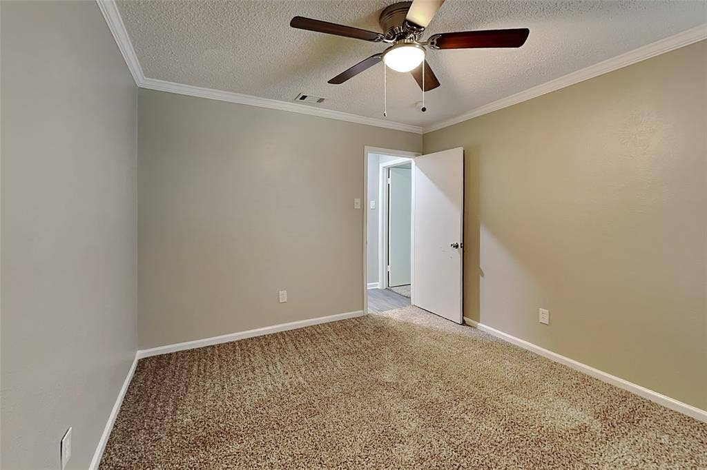 4413 Denver Drive, Plano, TX 75093 4413 Denver Drive, Plano, TX 75093