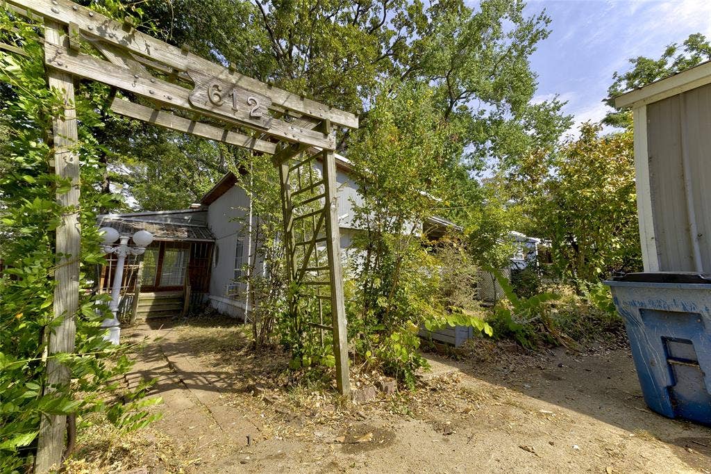612 Legendary Lane, Gun Barrel City, TX 75156 612 Legendary Lane, Gun Barrel City, TX 75156