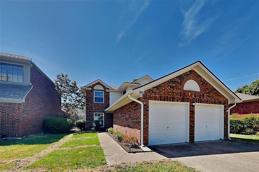 Property photo for 3812 Dalston Lane, Plano, TX