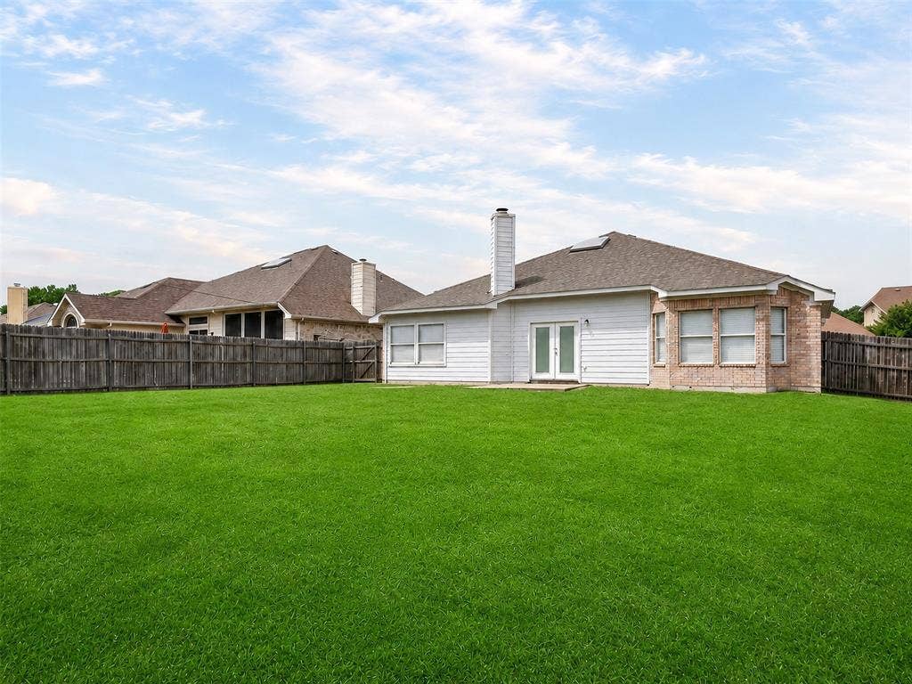 1022 Pondview Drive, Cedar Hill, TX 75104 1022 Pondview Drive, Cedar Hill, TX 75104
