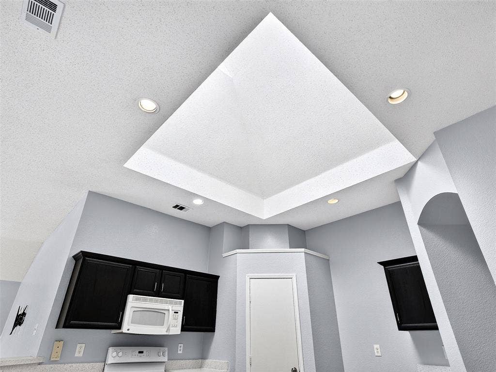 1022 Pondview Drive, Cedar Hill, TX 75104 1022 Pondview Drive, Cedar Hill, TX 75104