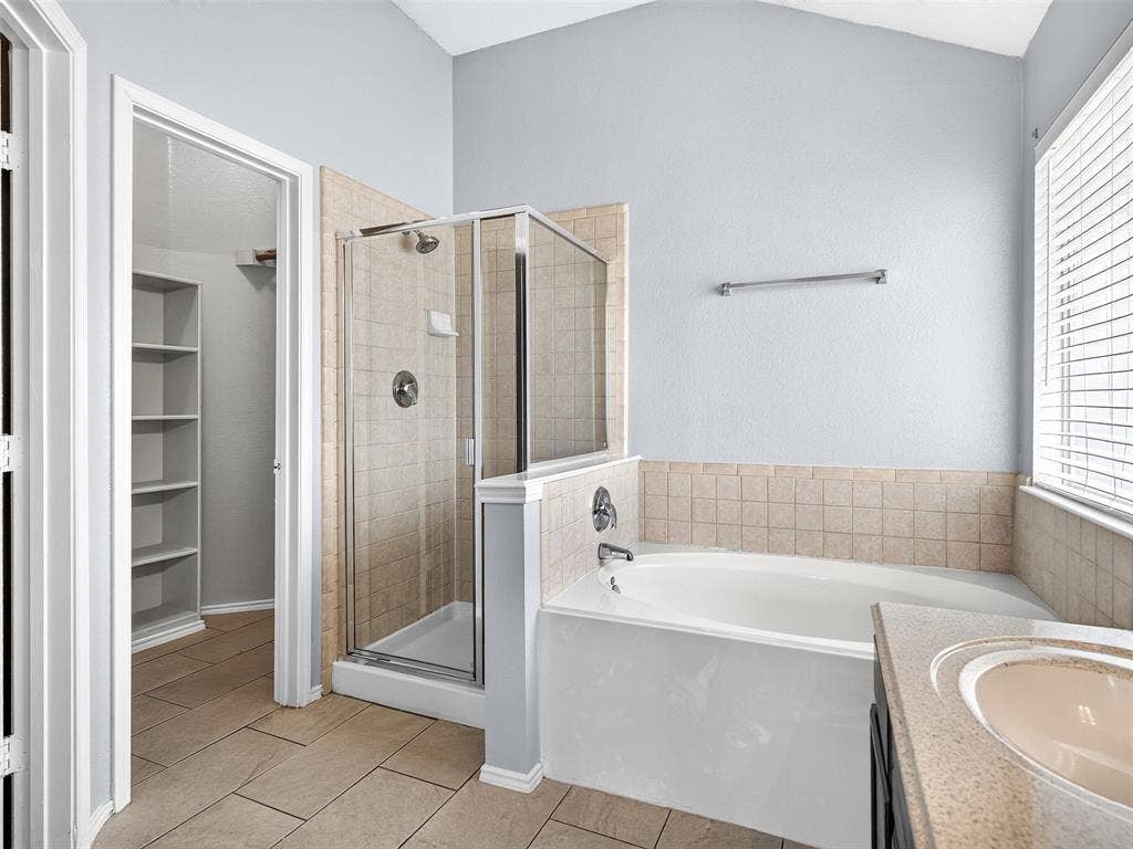 1022 Pondview Drive, Cedar Hill, TX 75104 1022 Pondview Drive, Cedar Hill, TX 75104