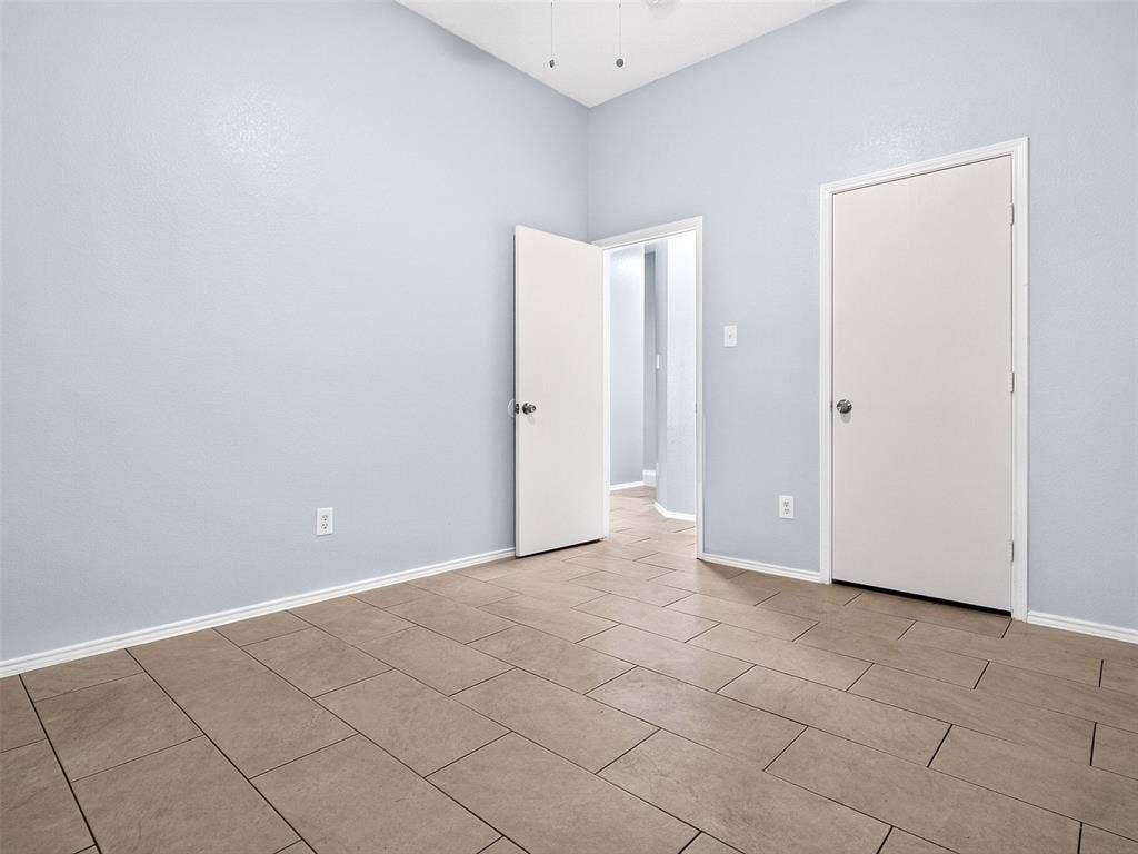 1022 Pondview Drive, Cedar Hill, TX 75104 1022 Pondview Drive, Cedar Hill, TX 75104