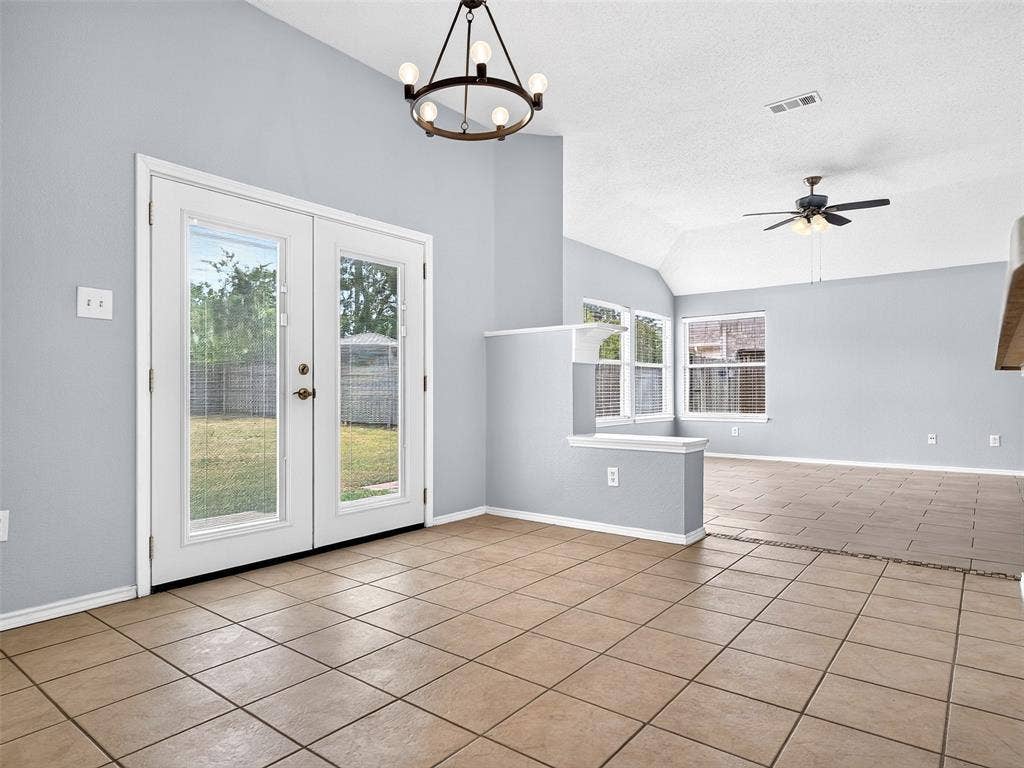 1022 Pondview Drive, Cedar Hill, TX 75104 1022 Pondview Drive, Cedar Hill, TX 75104