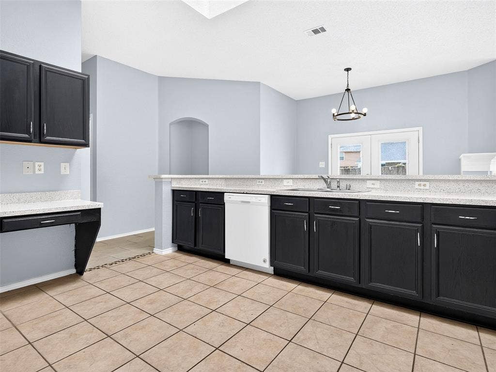 1022 Pondview Drive, Cedar Hill, TX 75104 1022 Pondview Drive, Cedar Hill, TX 75104