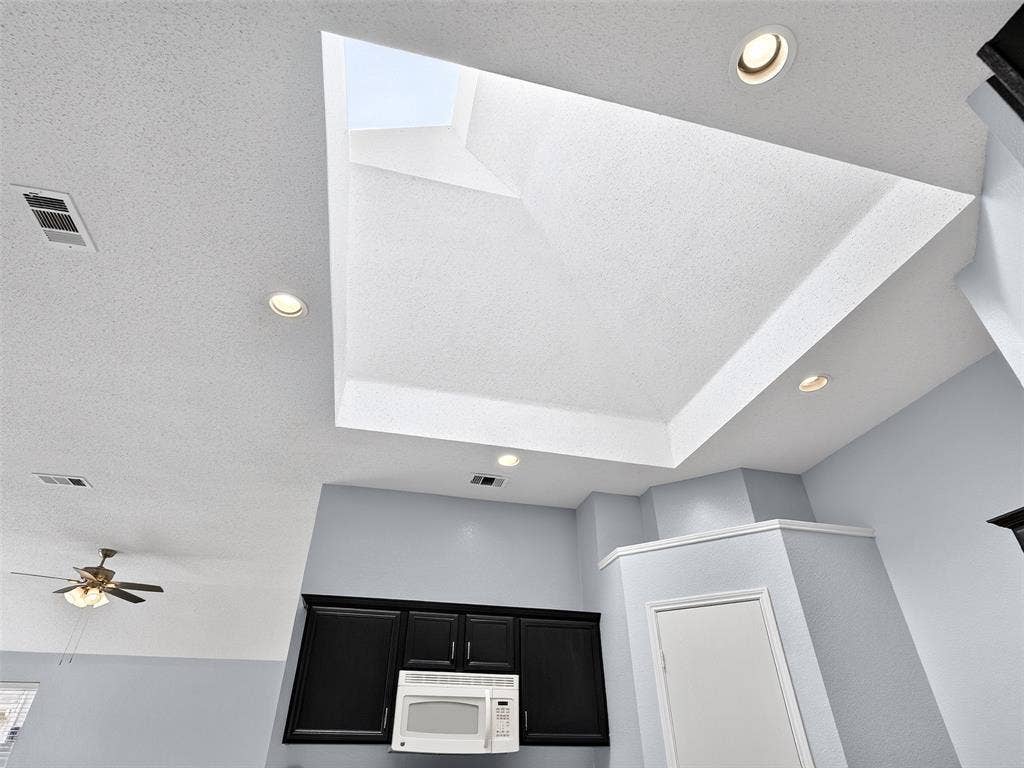1022 Pondview Drive, Cedar Hill, TX 75104 1022 Pondview Drive, Cedar Hill, TX 75104