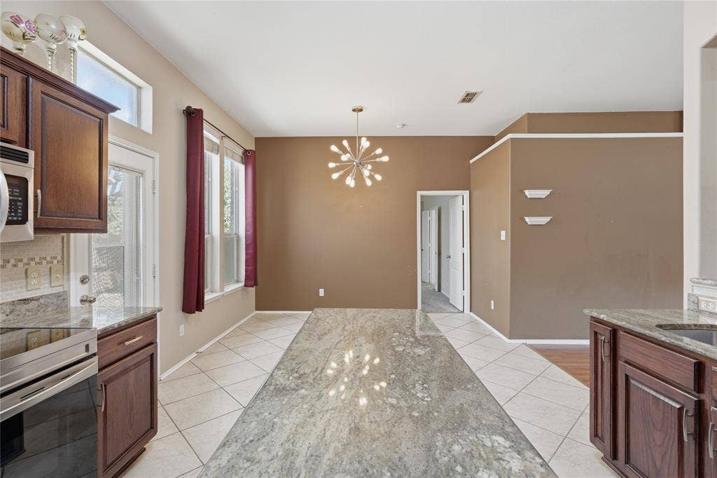 1104 Deedee Creek Drive, Euless, TX 76040 1104 Deedee Creek Drive, Euless, TX 76040