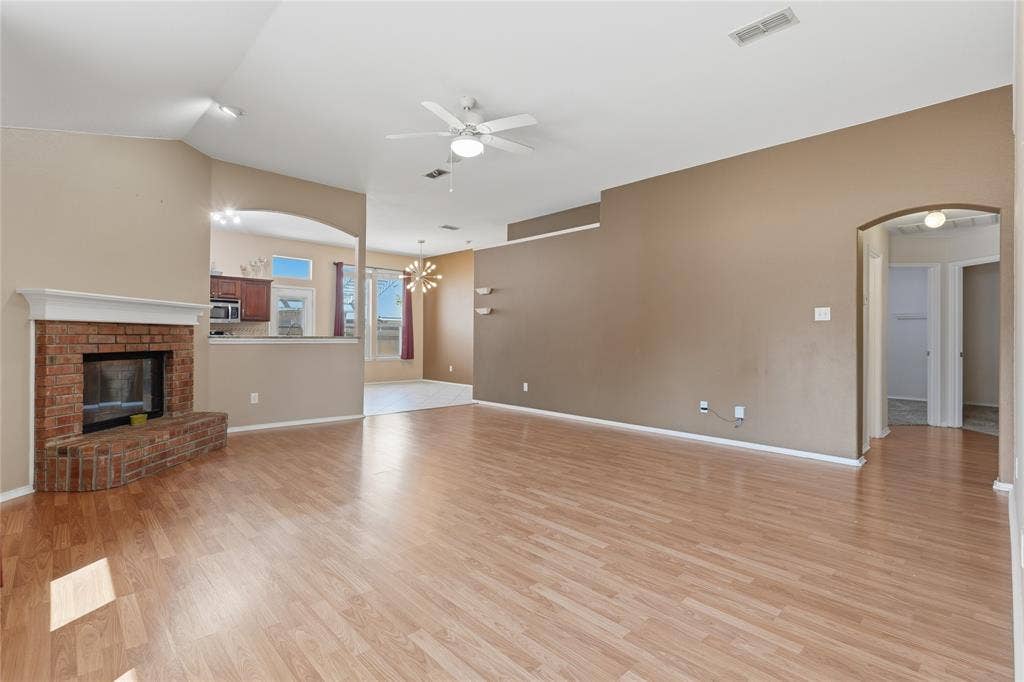 1104 Deedee Creek Drive, Euless, TX 76040 1104 Deedee Creek Drive, Euless, TX 76040