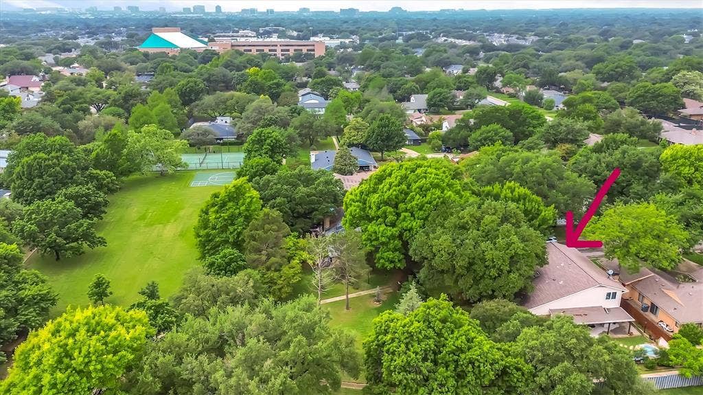15735 Covewood Circle, Dallas, TX 75248 15735 Covewood Circle, Dallas, TX 75248