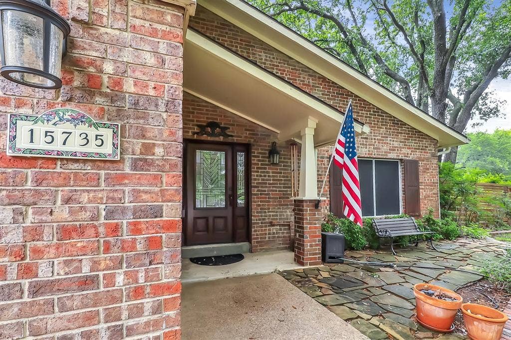 15735 Covewood Circle, Dallas, TX 75248 15735 Covewood Circle, Dallas, TX 75248