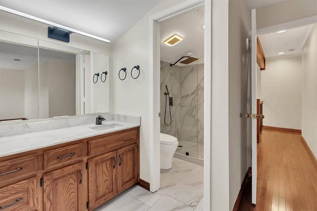 15735 Covewood Circle, Dallas, TX 75248 15735 Covewood Circle, Dallas, TX 75248