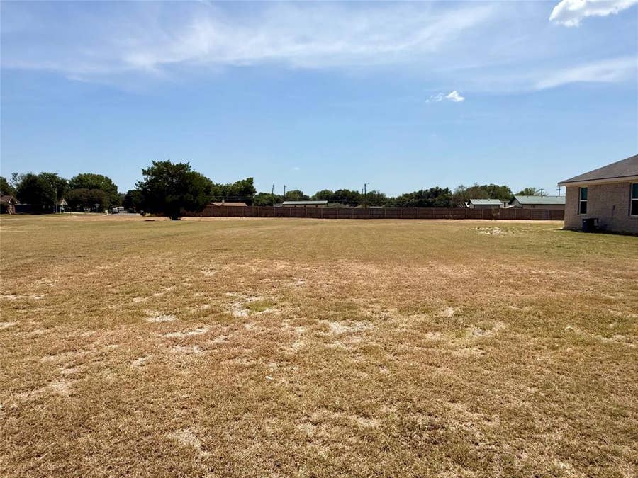 Property photo for 001 Bellcrest Drive, Bellmead, TX