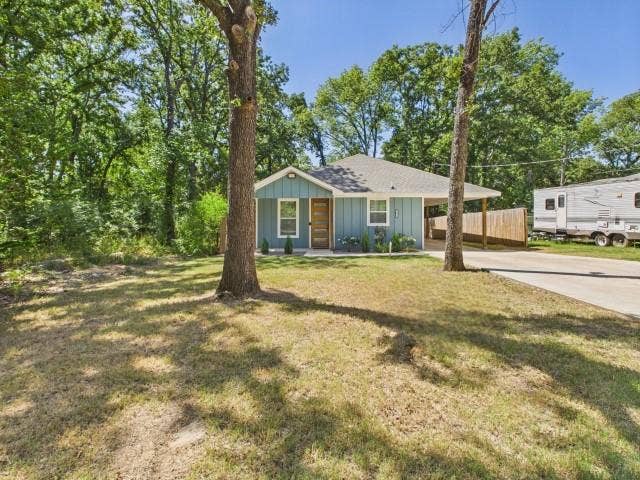 14089 E Travis Lane, Log Cabin, TX 75148 14089 E Travis Lane, Log Cabin, TX 75148