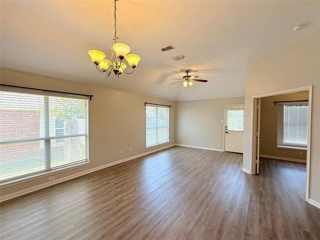 9120 Newport Lane, McKinney, TX 75071 9120 Newport Lane, McKinney, TX 75071