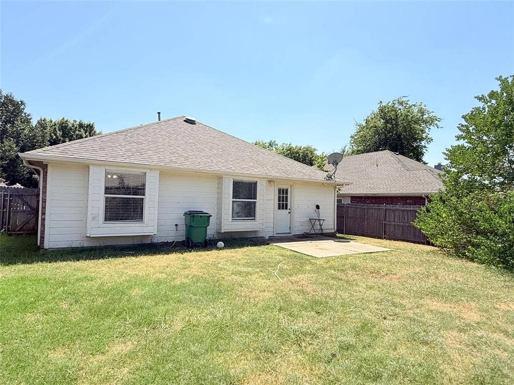 9120 Newport Lane, McKinney, TX 75071 9120 Newport Lane, McKinney, TX 75071