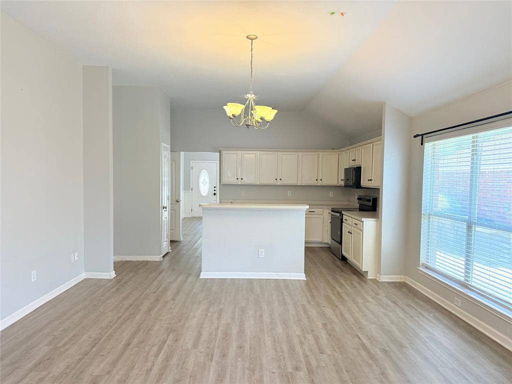 9120 Newport Lane, McKinney, TX 75071 9120 Newport Lane, McKinney, TX 75071