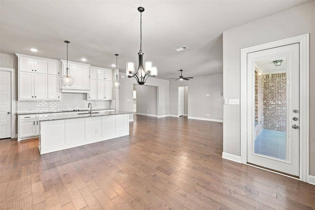 4409 Dandelion Lane, Midlothian, TX 76065