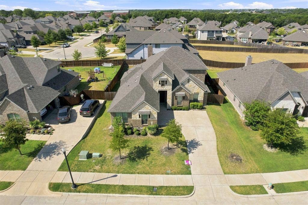 4409 Dandelion Lane, Midlothian, TX 76065