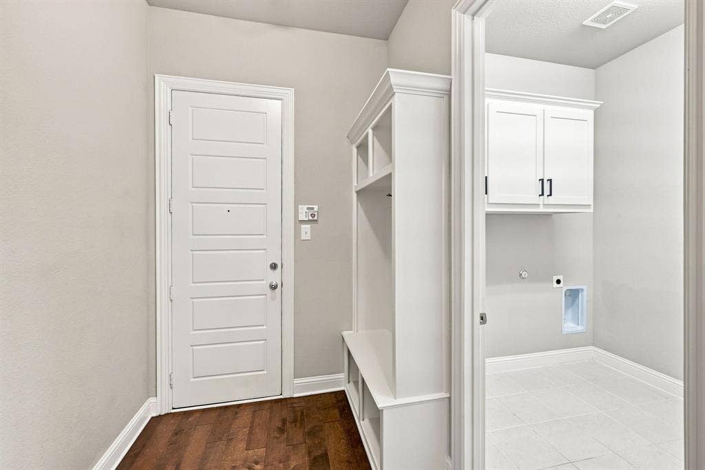 4409 Dandelion Lane, Midlothian, TX 76065