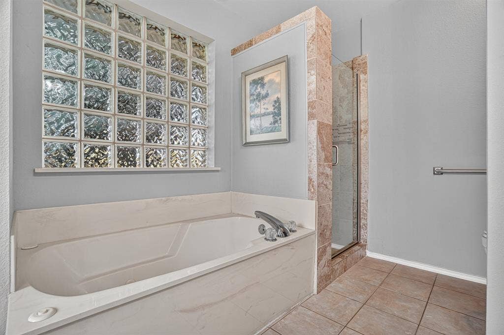 8730 Bellechase Road, Granbury, TX 76049 8730 Bellechase Road, Granbury, TX 76049