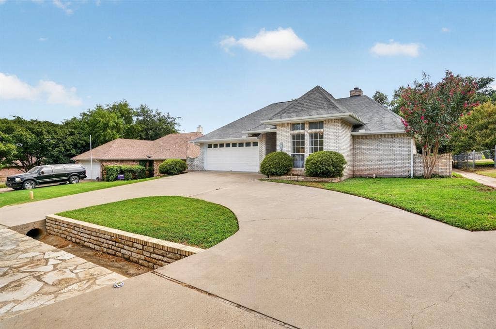 8730 Bellechase Road, Granbury, TX 76049 8730 Bellechase Road, Granbury, TX 76049