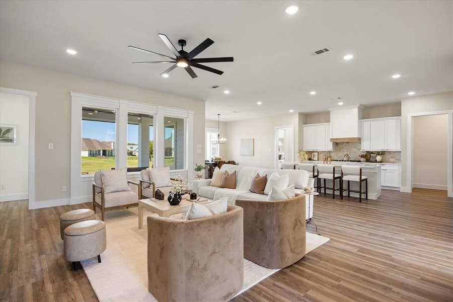 Property photo for 2119 Middlewood Circle, Granbury, TX