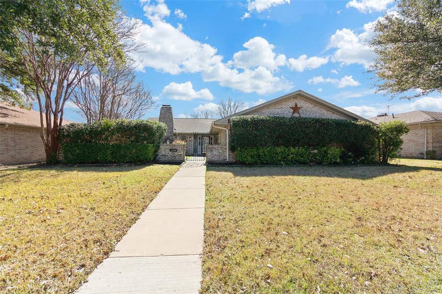 Property photo for 2600 Lawndale Drive, Plano, TX