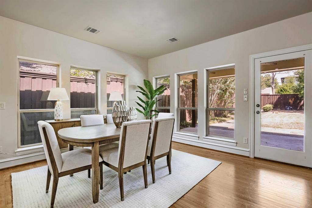 6335 Vanderbilt Avenue, Dallas, TX 75214 Large dining area with view to backyard.